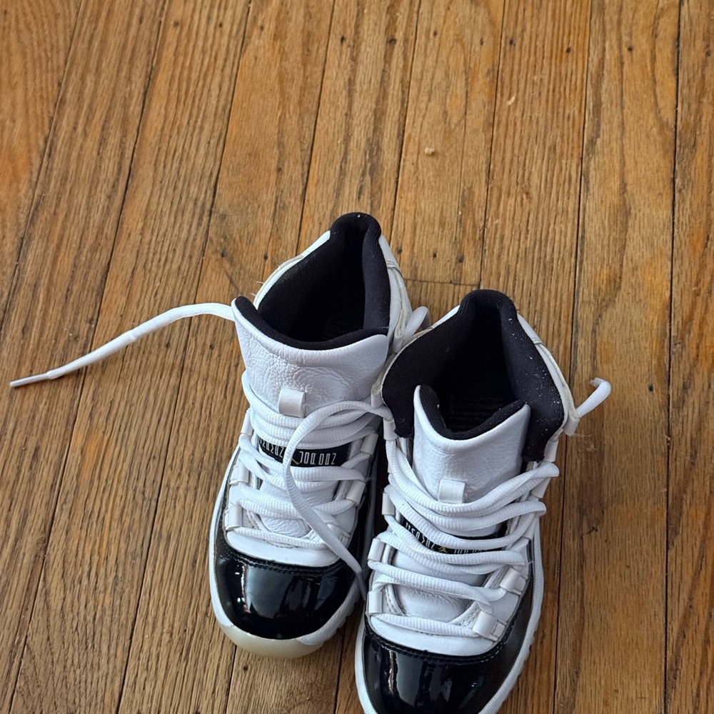 Jordan 11 Kids Sneakers Black White Size 13C